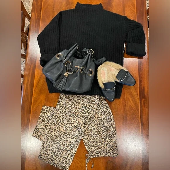 Ladies Silk animal print Pant Coldwater Creek, size m, UEC - Picture 3 of 8